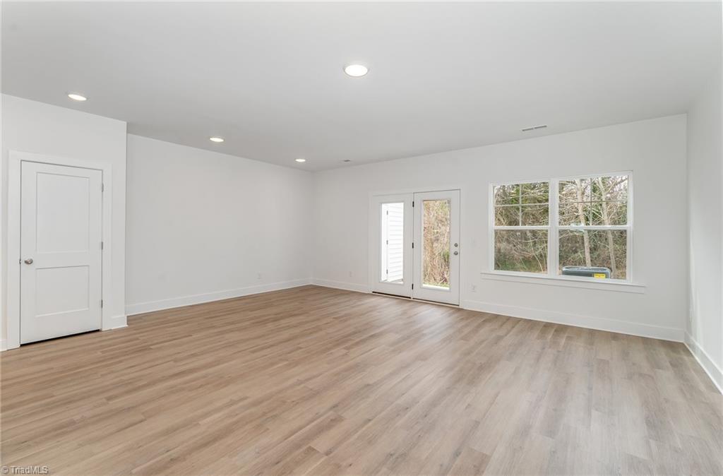 903 Cannon Crossing Circle