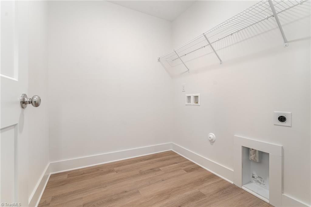 903 Cannon Crossing Circle