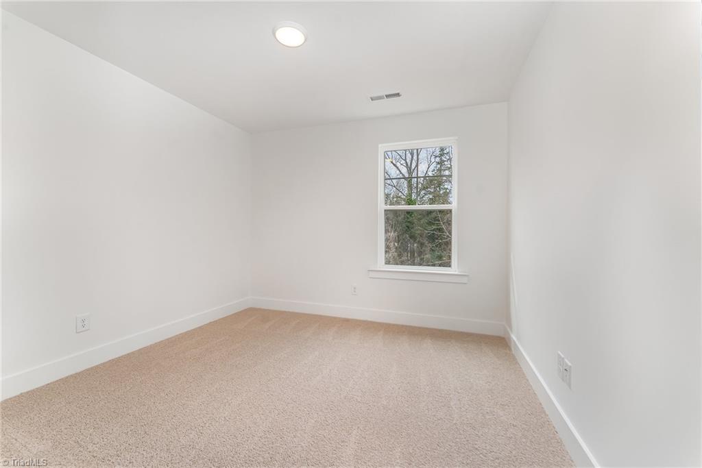 903 Cannon Crossing Circle