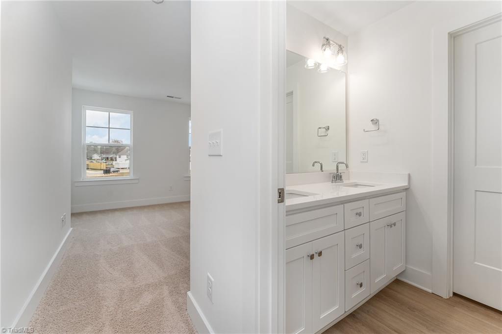 903 Cannon Crossing Circle