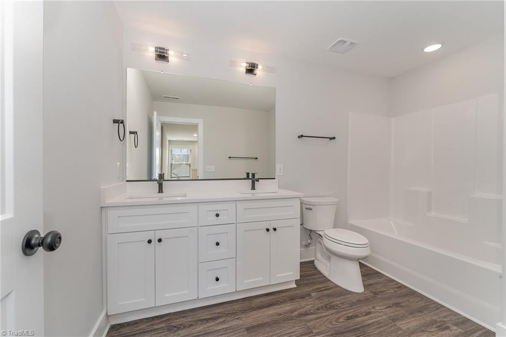 901 Cannon Crossing Circle