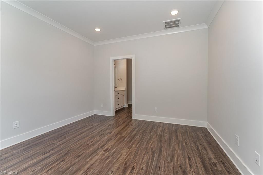 901 Cannon Crossing Circle