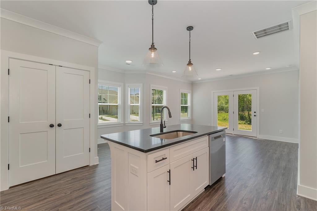 901 Cannon Crossing Circle