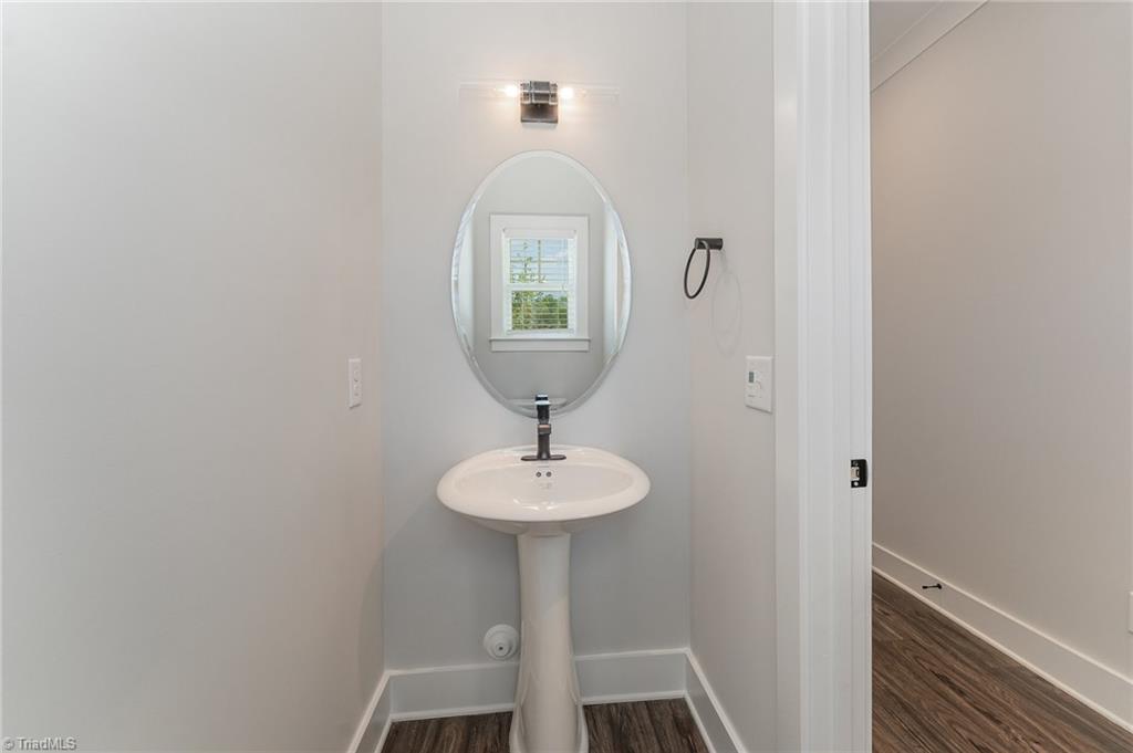 901 Cannon Crossing Circle