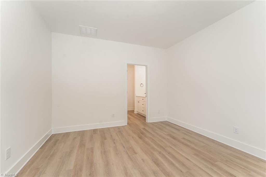 905 Cannon Crossing Circle