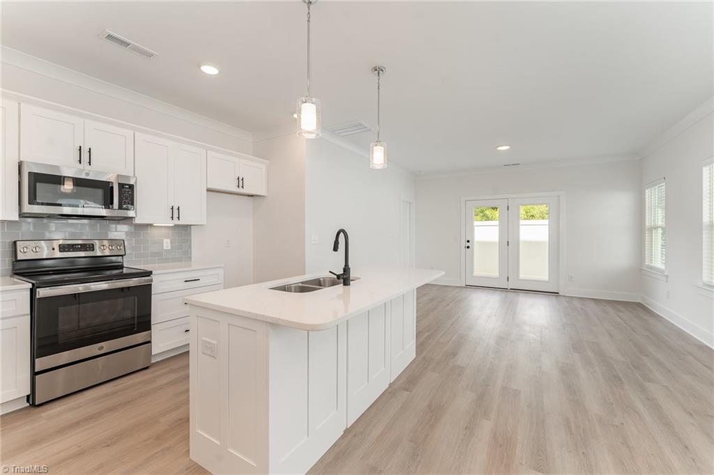 905 Cannon Crossing Circle