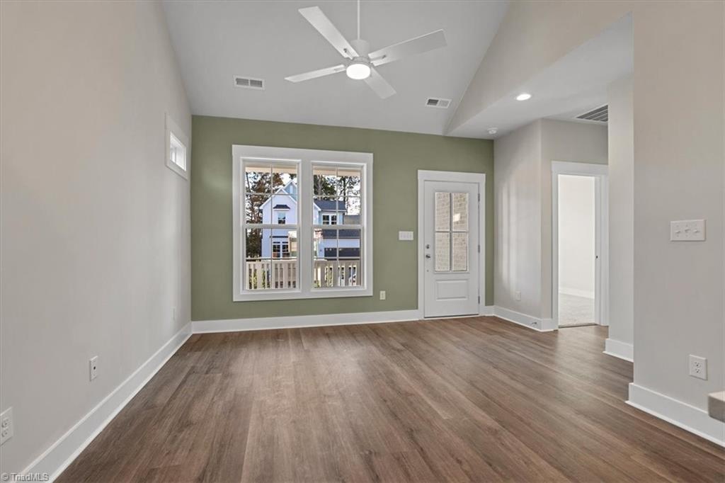 5127 Whaitley Lane