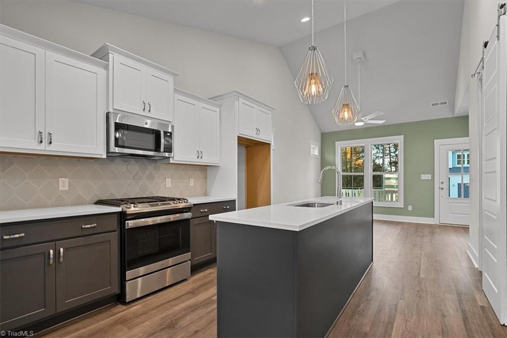 5127 Whaitley Lane