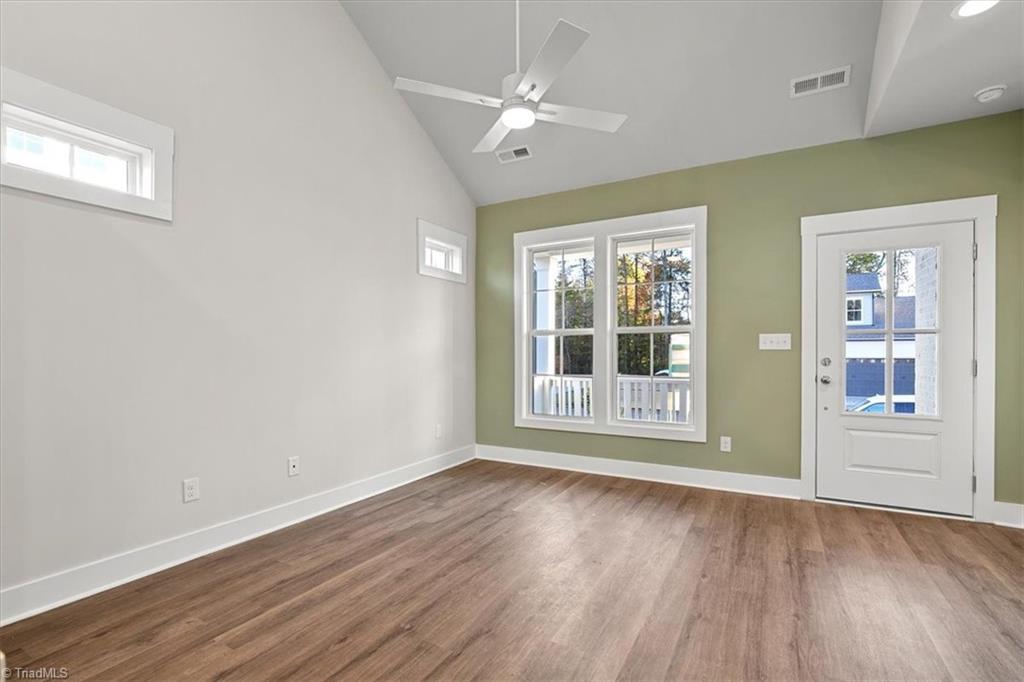 5127 Whaitley Lane