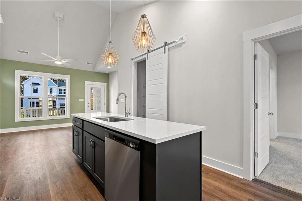 5127 Whaitley Lane