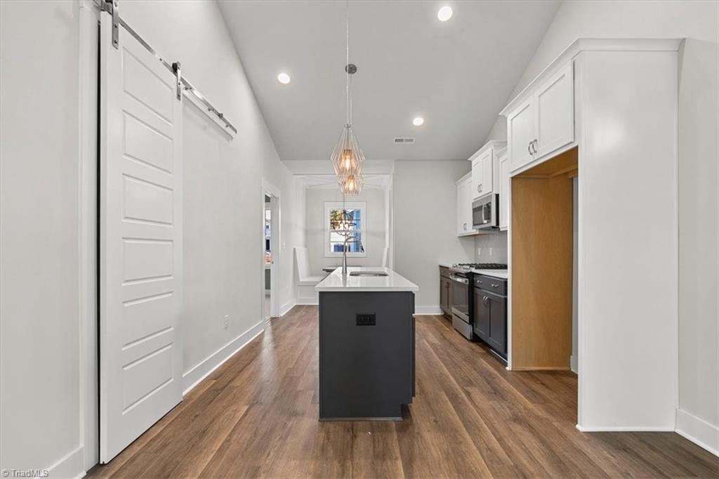 5127 Whaitley Lane