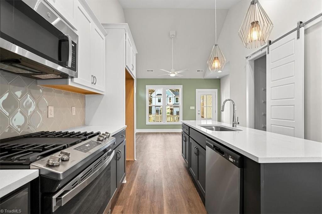 5127 Whaitley Lane