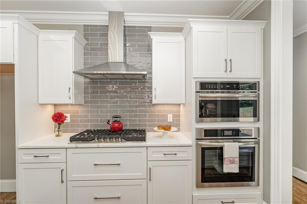 7366 Blue Water Court