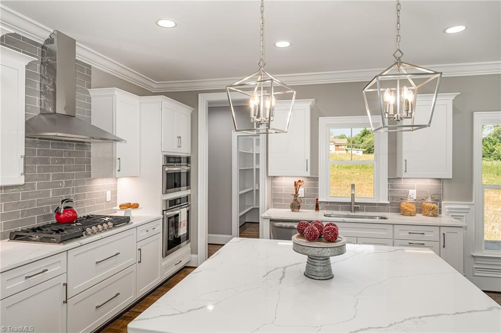 7366 Blue Water Court