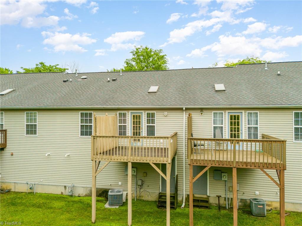 17 Portside Court