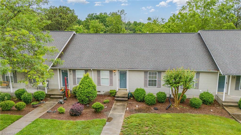17 Portside Court