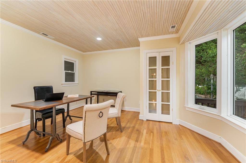 1 Deerwood Court