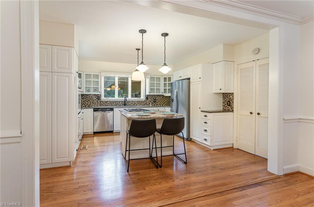 1 Deerwood Court