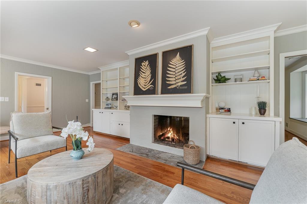 1 Deerwood Court