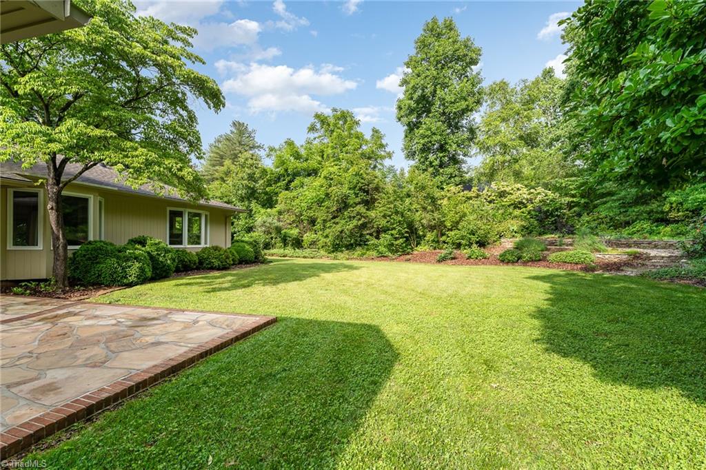 1 Deerwood Court