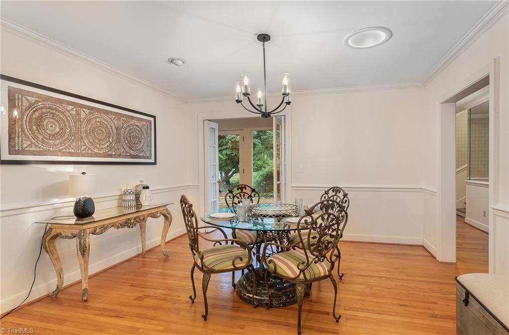 1 Deerwood Court