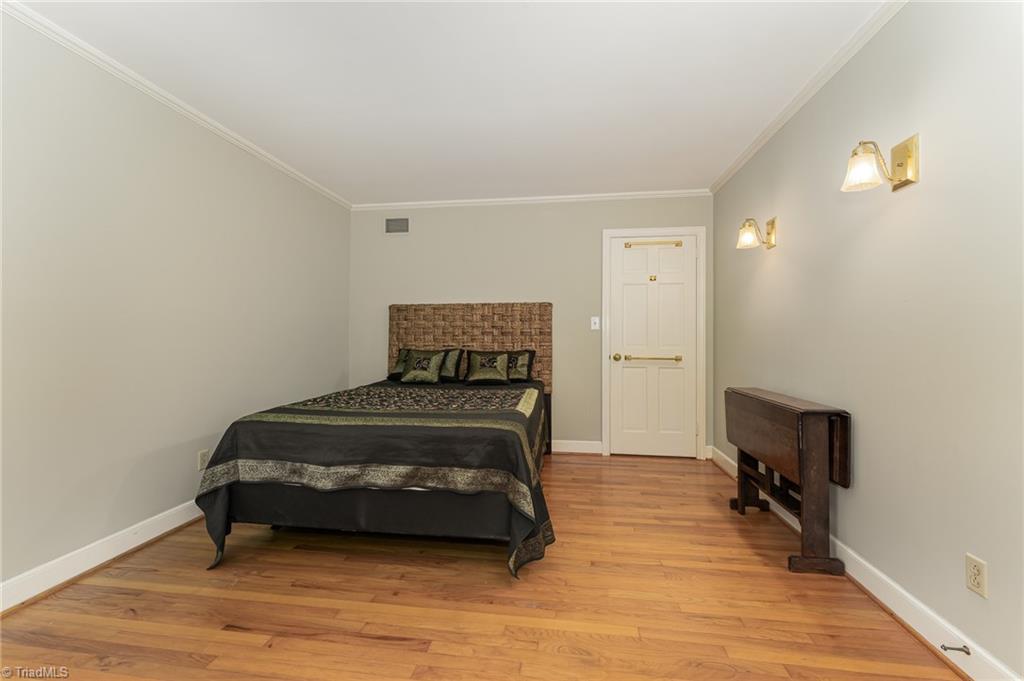 1 Deerwood Court