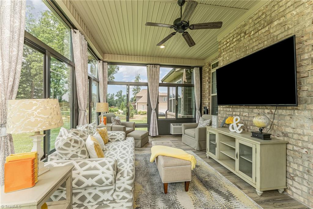 8101 Poplar Bluff Drive