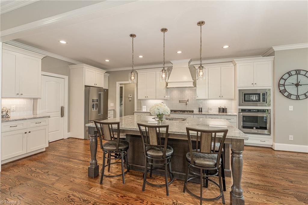 8101 Poplar Bluff Drive