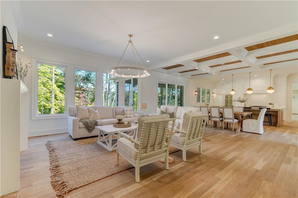 8796 Knoll Creek Court