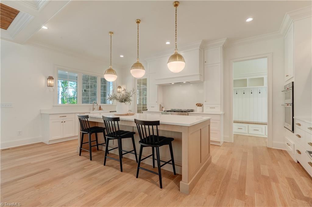 8796 Knoll Creek Court