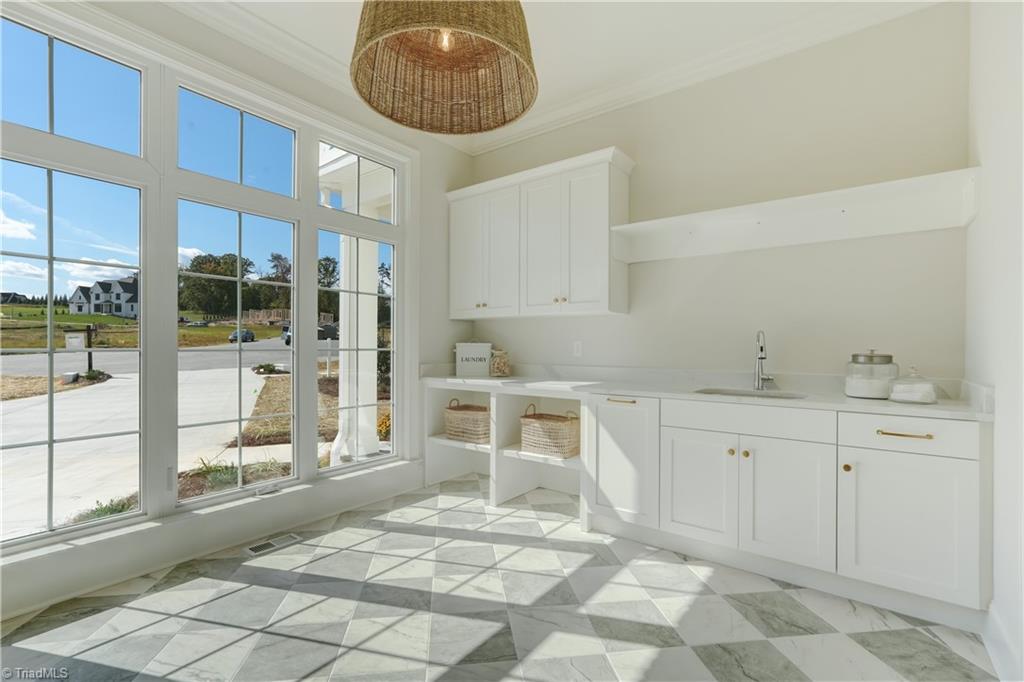 8796 Knoll Creek Court