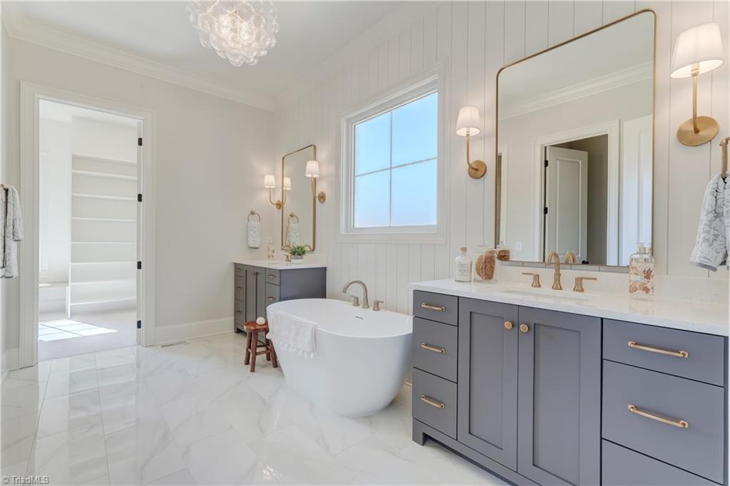 8796 Knoll Creek Court