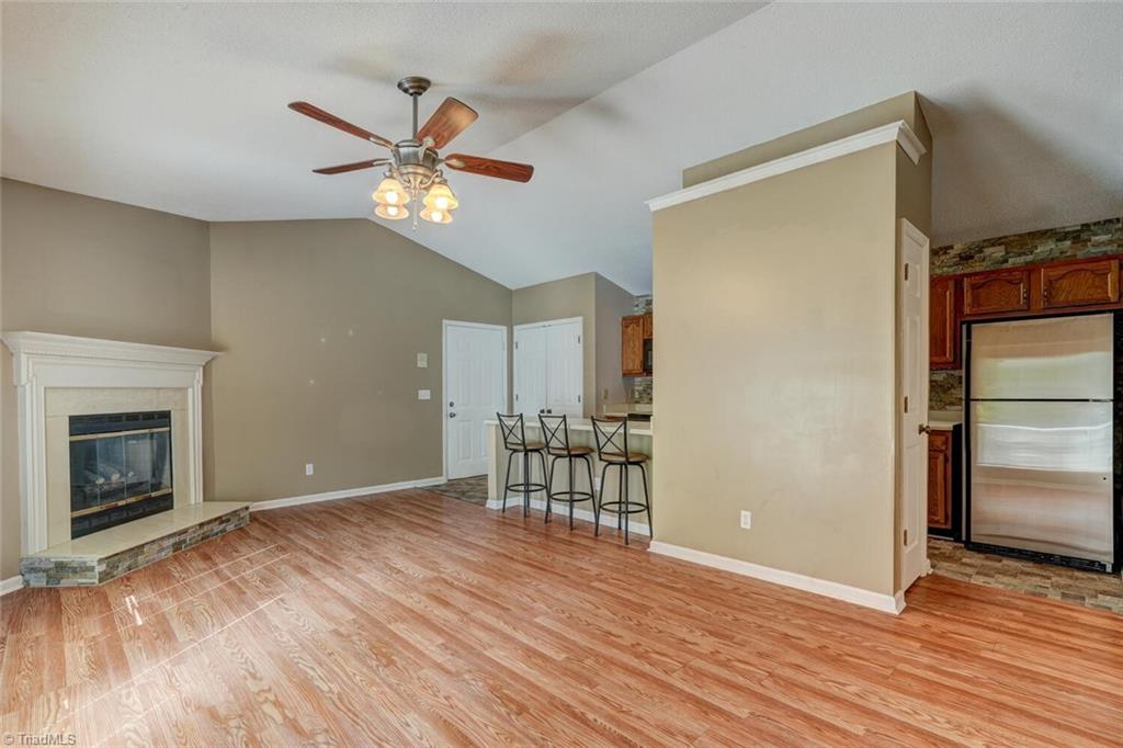 5932 Friendly Avenue W # J