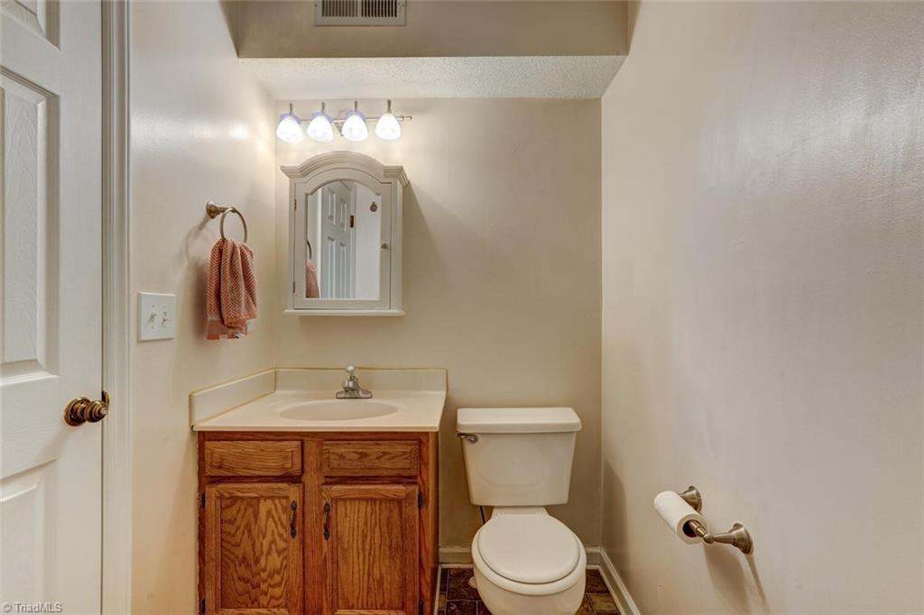 5932 Friendly Avenue W # J