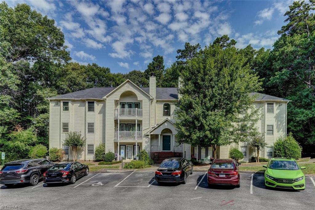 5932 Friendly Avenue W # J