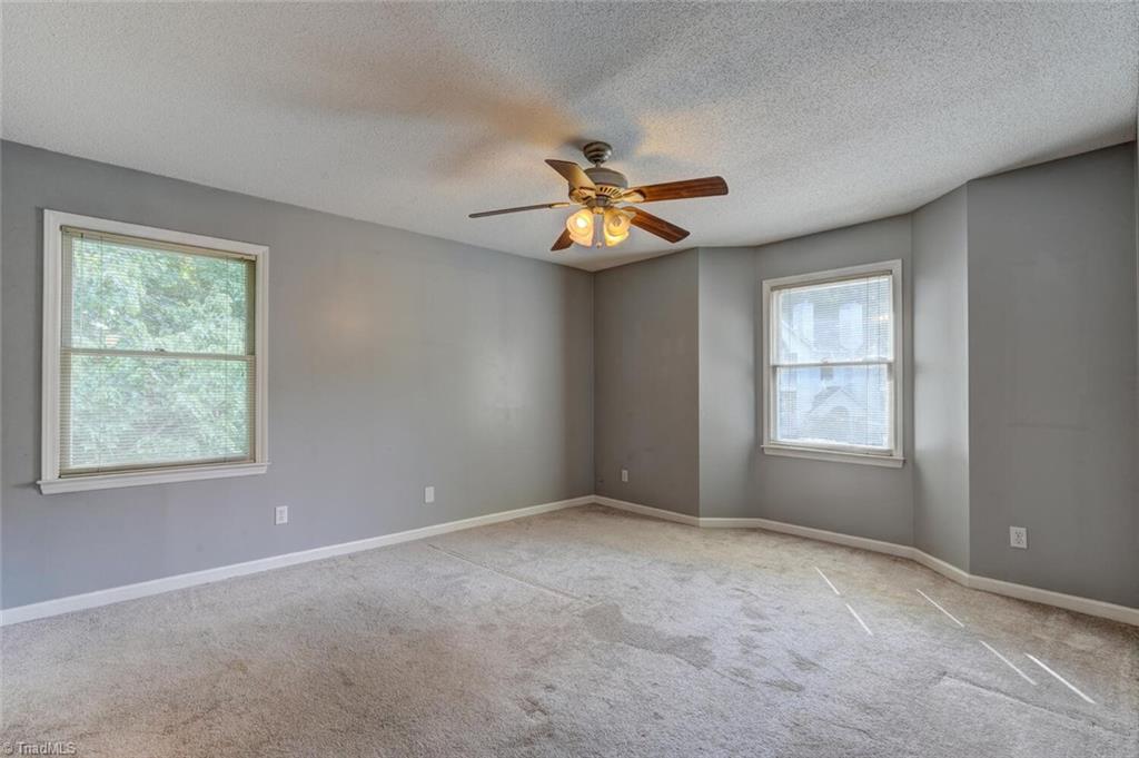 5932 Friendly Avenue W # J