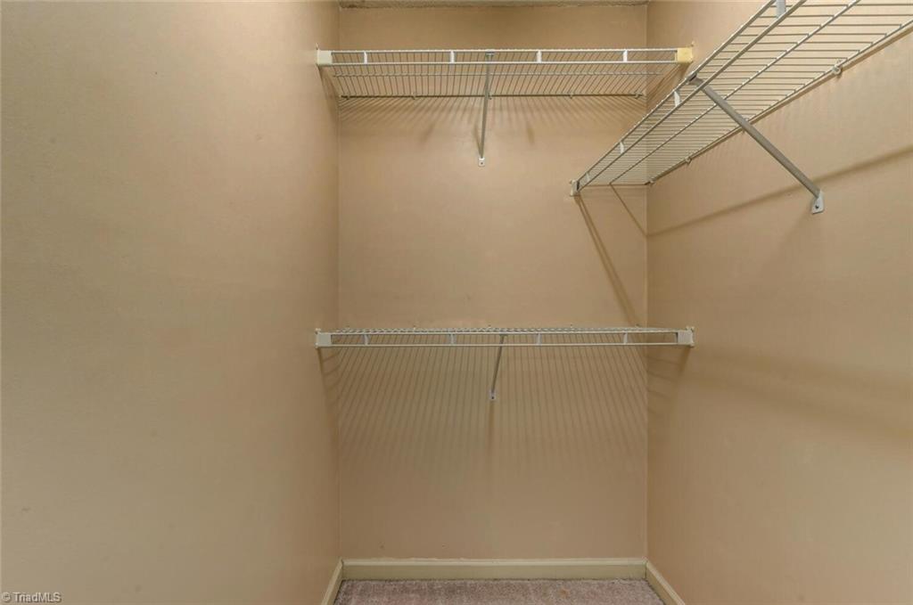 5932 Friendly Avenue W # J