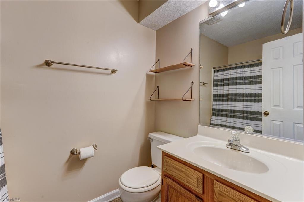 5932 Friendly Avenue W # J