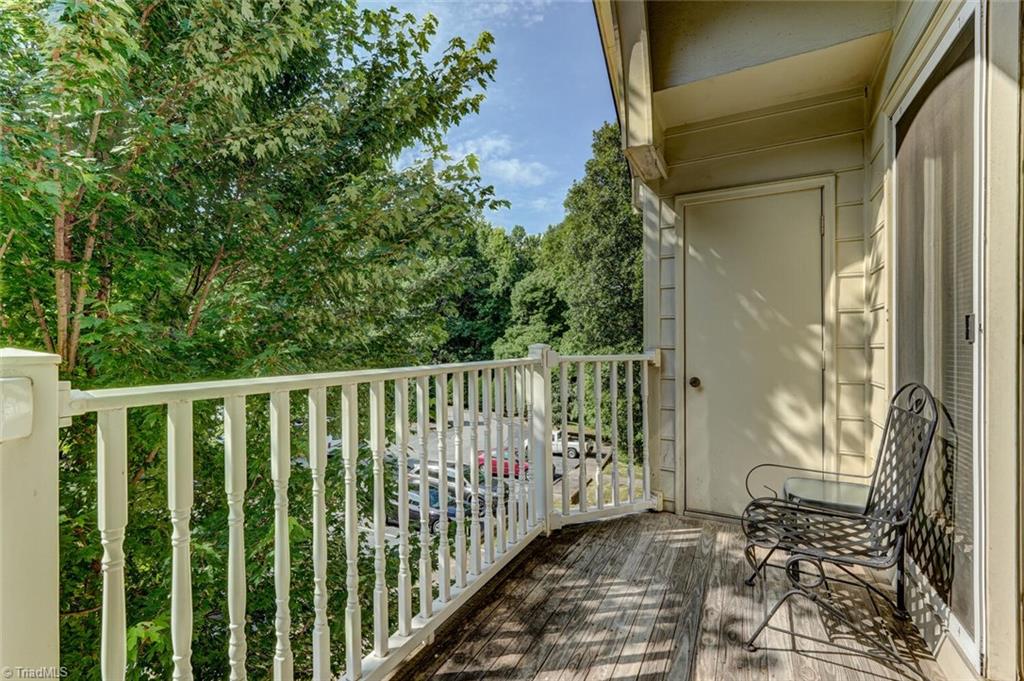 5932 Friendly Avenue W # J