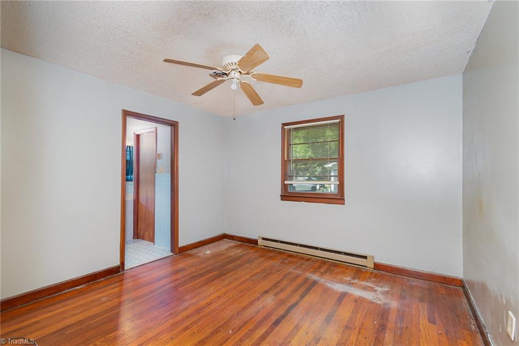 3912 Broadacres Drive