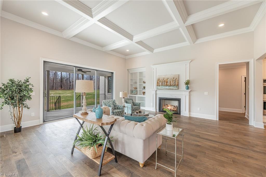 8200 Odin Court