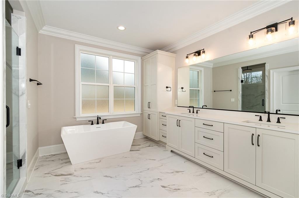 8200 Odin Court