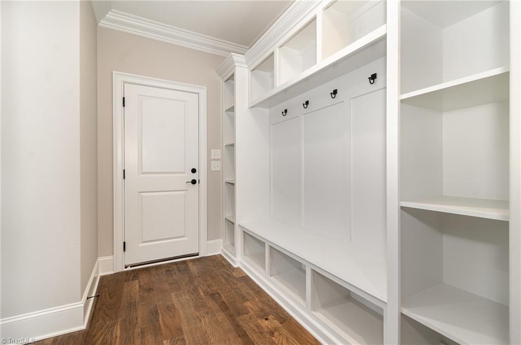 8200 Odin Court