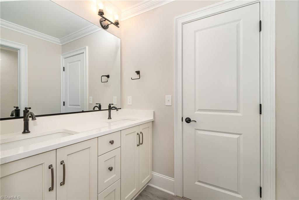 8200 Odin Court