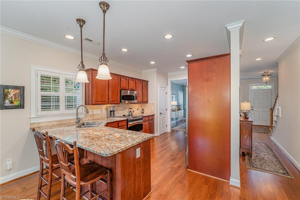 5400 Ridingate Court