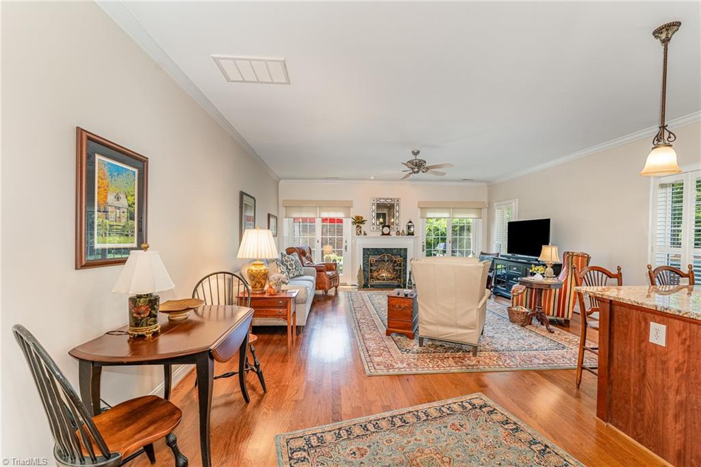 5400 Ridingate Court