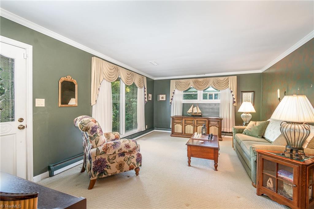 3635 Fairlane Street