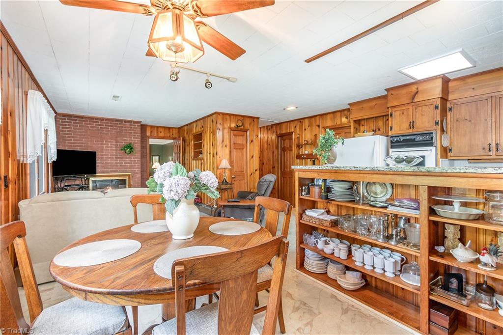 3635 Fairlane Street