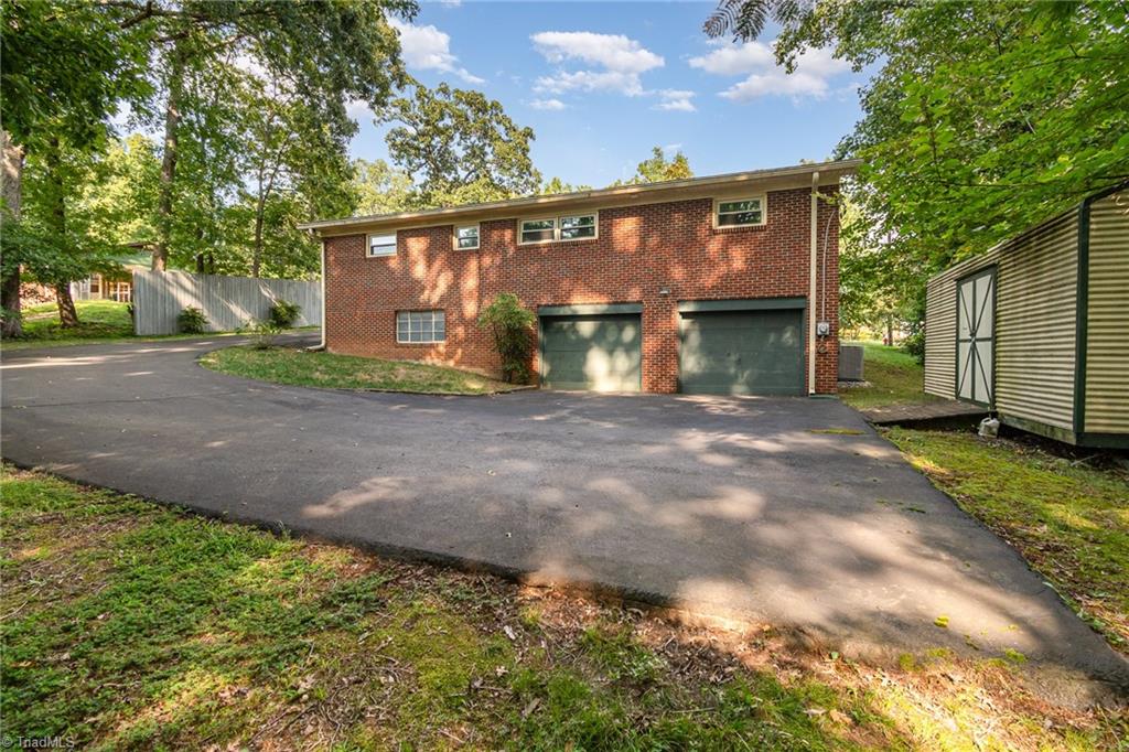 3635 Fairlane Street