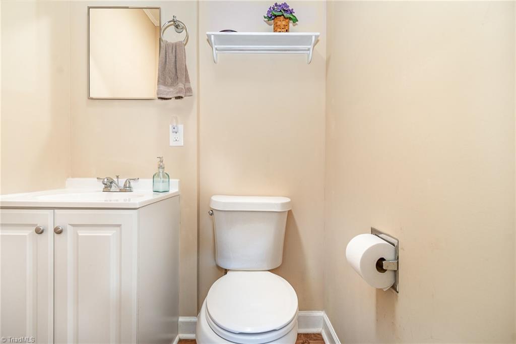 3635 Fairlane Street